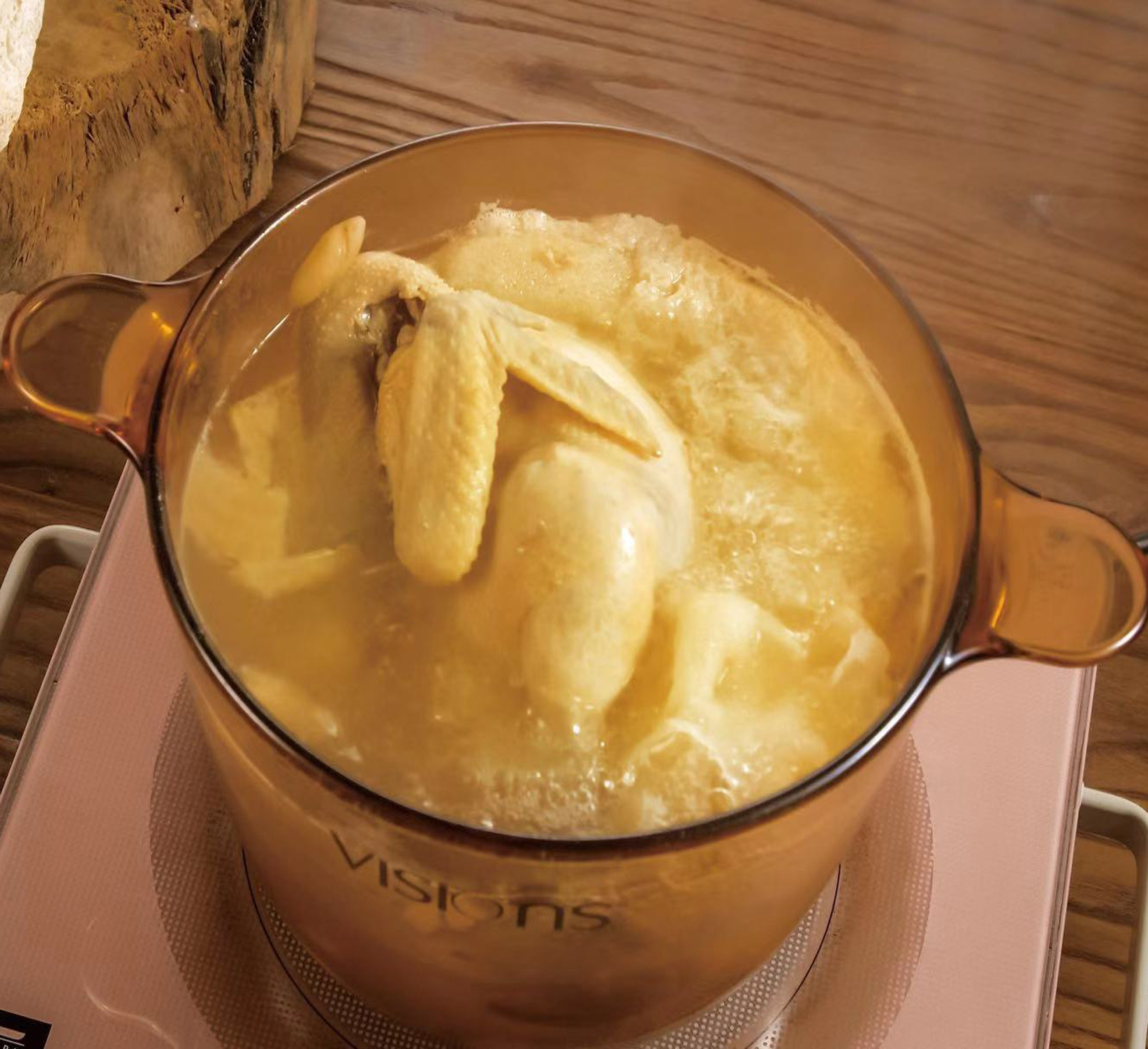 竹笙银耳鸡汤
